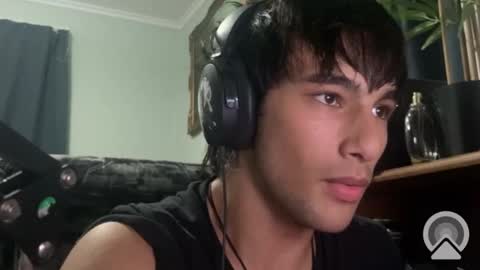 native_boy2 online show from 02/11/25, 05:26