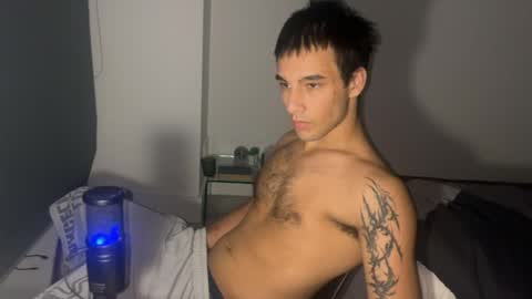 native_boy2 online show from 04/12/26, 03:06