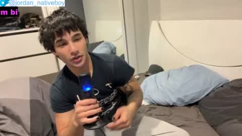 native_boy2 online show from 07/14/26, 06:24