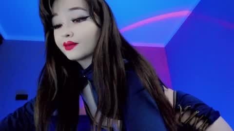 natsumi18 online show from 02/08/25, 07:48