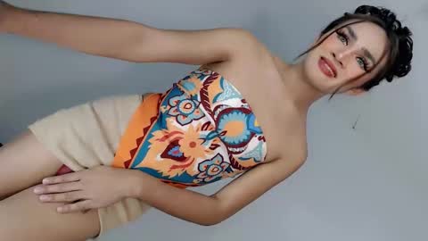 Nathalie smith online show from 06/03/26, 06:05