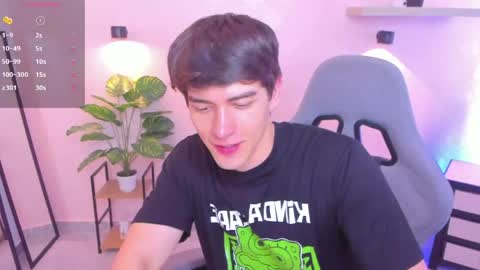 Snapshot of natte__ chatting on 04/08/26, 09:04 Nathaniel online show from 04/08/26, 09:04