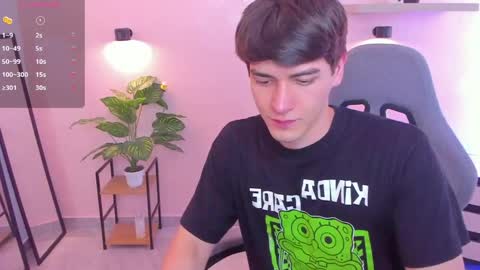 Snapshot of natte__ chatting on 04/20/26, 09:27 Nathaniel online show from 04/20/26, 09:27