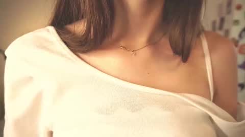 Ella online show from 12/19/25, 03:30