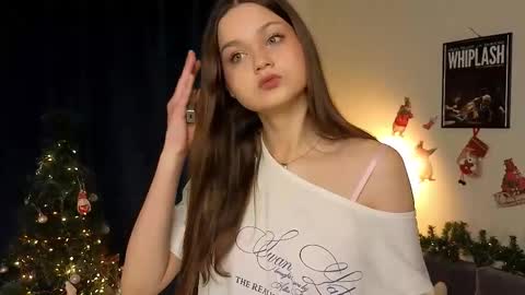 Ella online show from 01/15/26, 03:16