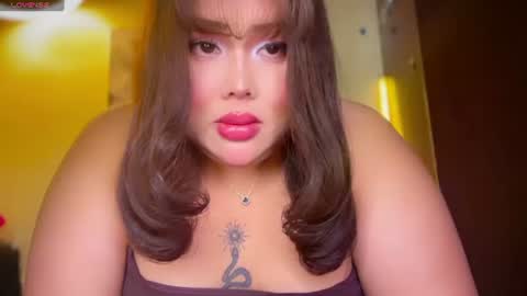 Snapshot of natural_asiangoddes chatting on 07/15/26, 01:55 kia online show from 07/15/26, 01:55