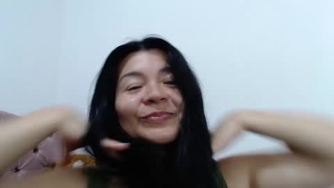 Snapshot of naturally_mature chatting on 12/03/24, 04:36 Sammy online show from 12/03/24, 04:36