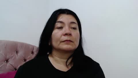 Snapshot of naturally_mature chatting on 01/04/25, 06:30 Sammy online show from 01/04/25, 06:30