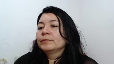 Snapshot of naturally_mature chatting on 01/11/25, 09:46 Sammy online show from 01/11/25, 09:46