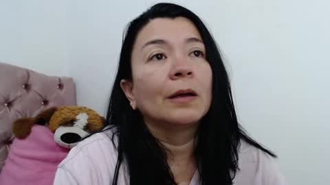 Snapshot of naturally_mature chatting on 02/05/25, 06:13 Sammy online show from 02/05/25, 06:13