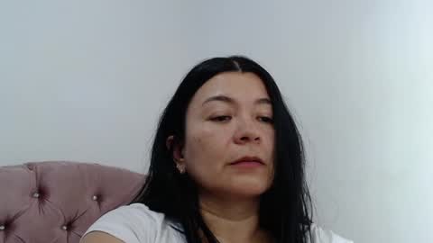 Snapshot of naturally_mature chatting on 02/06/25, 05:03 Sammy online show from 02/06/25, 05:03