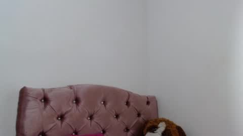 Snapshot of naturally_mature chatting on 02/15/25, 09:49 Sammy online show from 02/15/25, 09:49