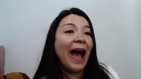 Snapshot of naturally_mature chatting on 03/01/25, 07:51 Sammy online show from 03/01/25, 07:51