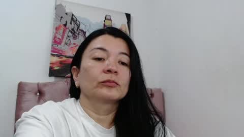 Snapshot of naturally_mature chatting on 04/22/26, 02:03 Sammy online show from 04/22/26, 02:03