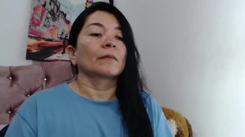 Snapshot of naturally_mature chatting on 05/08/26, 02:06 Sammy online show from 05/08/26, 02:06