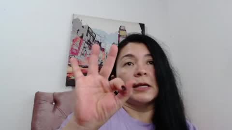 Snapshot of naturally_mature chatting on 05/21/26, 04:30 Sammy online show from 05/21/26, 04:30