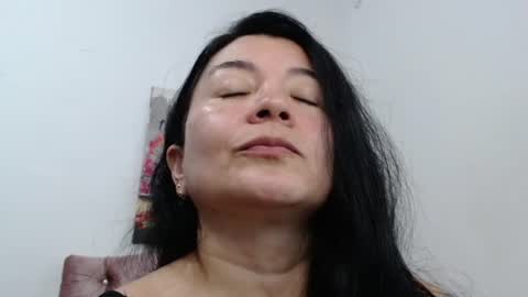 Snapshot of naturally_mature chatting on 06/09/26, 01:39 Sammy online show from 06/09/26, 01:39