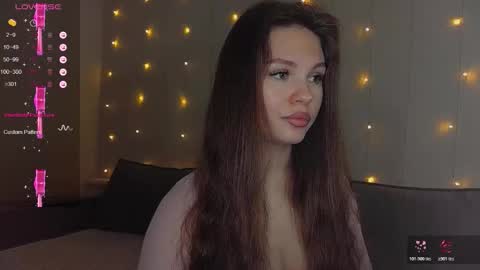 Eva online show from 12/22/25, 11:29