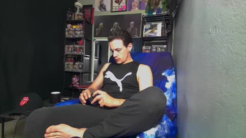 Snapshot of naturesbest951 chatting on 06/09/26, 11:49 NATURESBEST online show from 06/09/26, 11:49