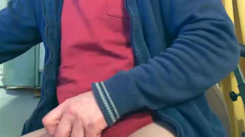 naturista25 online show from 10/14/25, 07:36