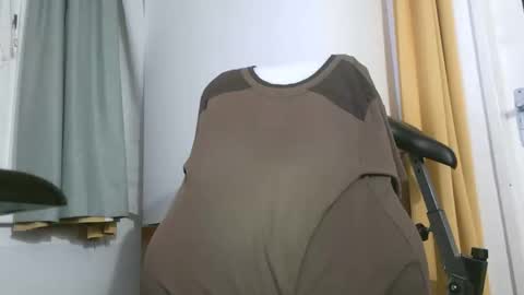 naturista25 online show from 10/26/25, 04:02