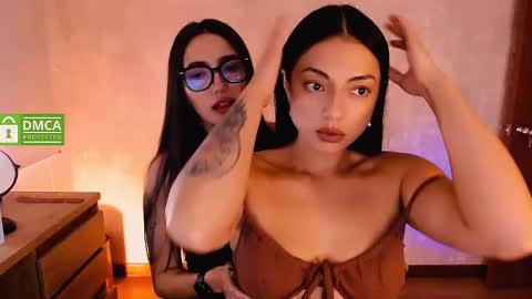 Natalia  Valeria online show from 02/11/25, 07:59