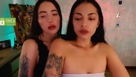 Snapshot of natval_ chatting on 02/19/26, 10:28 Natalia Valeria online show from 02/19/26, 10:28