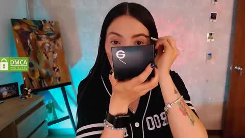 Snapshot of natval_ chatting on 02/25/26, 08:13 Natalia Valeria online show from 02/25/26, 08:13