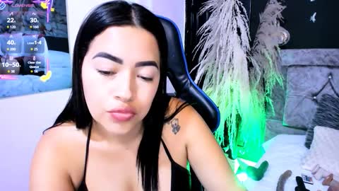Natalia online show from 12/05/25, 07:32