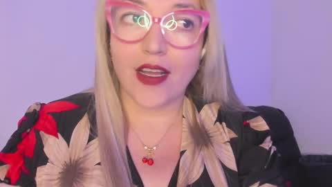 Nataly online show from 11/17/25, 04:57