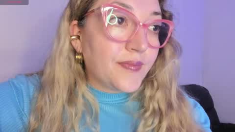 Snapshot of naty__mature_ chatting on 04/18/26, 07:07 Nataly online show from 04/18/26, 07:07