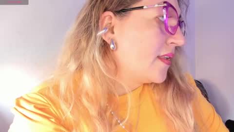 Snapshot of naty__mature_ chatting on 04/20/26, 05:37 Nataly online show from 04/20/26, 05:37