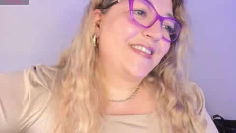Snapshot of naty__mature_ chatting on 04/23/26, 05:37 Nataly online show from 04/23/26, 05:37
