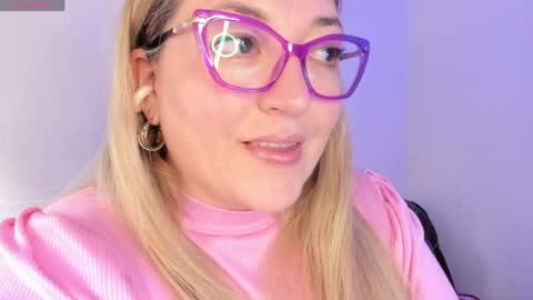Snapshot of naty__mature_ chatting on 05/02/26, 05:29 Nataly online show from 05/02/26, 05:29