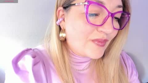 Snapshot of naty__mature_ chatting on 05/05/26, 05:32 Nataly online show from 05/05/26, 05:32