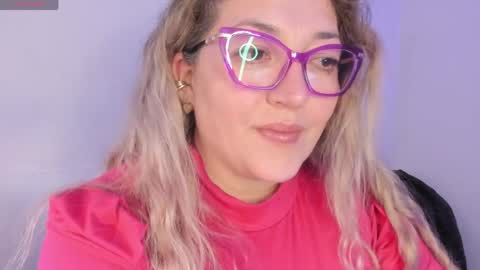 Snapshot of naty__mature_ chatting on 05/18/26, 06:47 Nataly online show from 05/18/26, 06:47