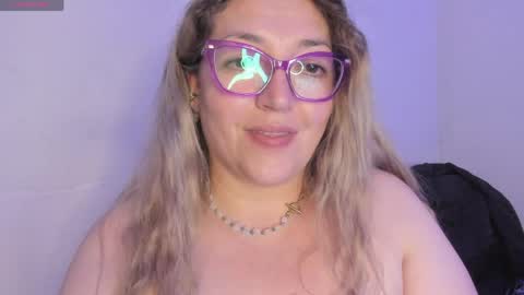 Snapshot of naty__mature_ chatting on 05/19/26, 01:56 Nataly online show from 05/19/26, 01:56