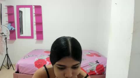 naty_lan online show from 10/17/25, 02:08