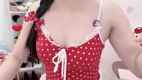 Snapshot of natycutiegirl chatting on 07/18/26, 02:27 Kiki online show from 07/18/26, 02:27