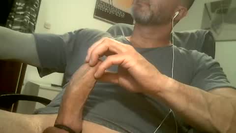 Snapshot of naughty433 chatting on 07/26/26, 09:32 naughty433 online show from 07/26/26, 09:32