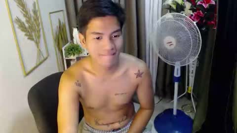 Snapshot of naughty_angelo chatting on 04/17/26, 04:43 naughty_angelo online show from 04/17/26, 04:43