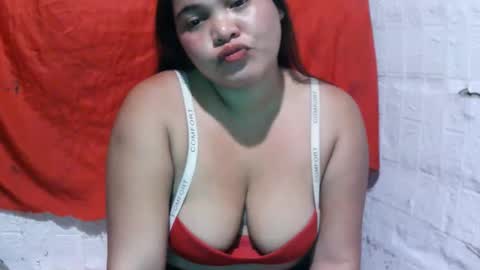 Hannah online show from 09/15/25, 03:45
