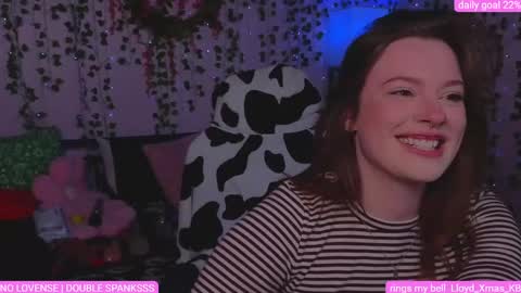 Snapshot of naughty_bella99 chatting on 05/16/26, 01:13 bella online show from 05/16/26, 01:13