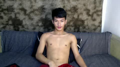 Snapshot of naughty_cy chatting on 06/11/26, 05:11 itzme cyril online show from 06/11/26, 05:11