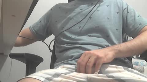 Enzo online show from 12/19/25, 11:45