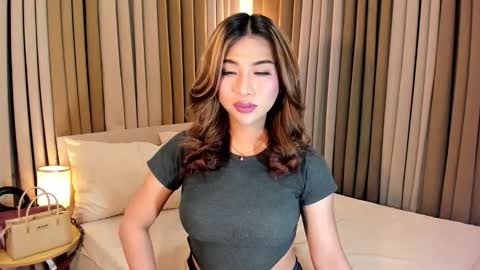 naughty_hunk_yuki online show from 01/14/26, 07:36