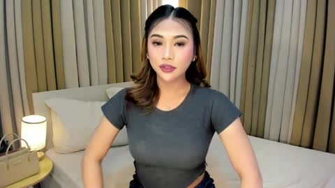 naughty_hunk_yuki online show from 04/03/26, 07:17