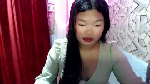 Snapshot of naughty_kate18 chatting on 06/06/26, 11:37 KATE online show from 06/06/26, 11:37