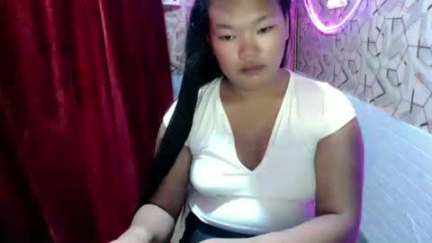 Snapshot of naughty_kate18 chatting on 06/16/26, 09:45 KATE online show from 06/16/26, 09:45