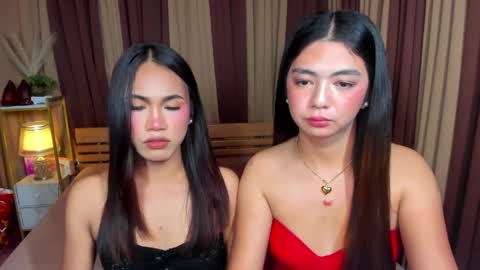 Snapshot of naughty_leigh chatting on 04/03/26, 07:50 LEIGH online show from 04/03/26, 07:50